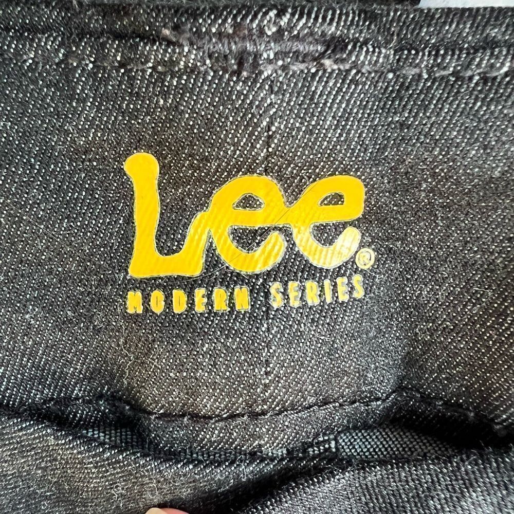 Lee Modern Fit Trousers - Picture 6 of 9